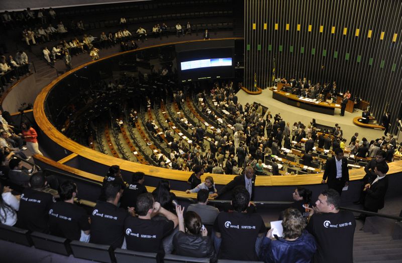 Plenário da Câmara Federal: mensalão envolveu 17 políticos; petrolão pode chegar a até 60 | Laycer Tomaz/Agência Câmara/Arquivo