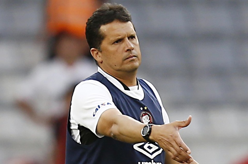 Técnico Claudinei Oliveira vai poupar alguns jogadores no amistoso do Atlético contra o Dínamo de Kiev | Albari Rosa / Gazeta do Povo