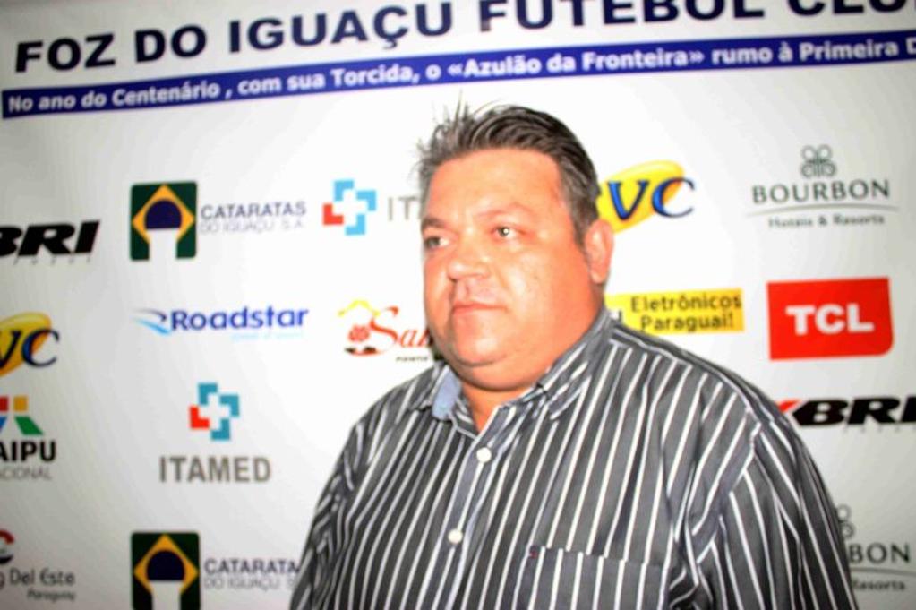 O presidente do Foz do Iguaçu, Arif Osman, declarou preferência pela reeleição de Hélio Cury na FPF e ganhou “inimigos”. | Divulgação/Foz do Iguaçu