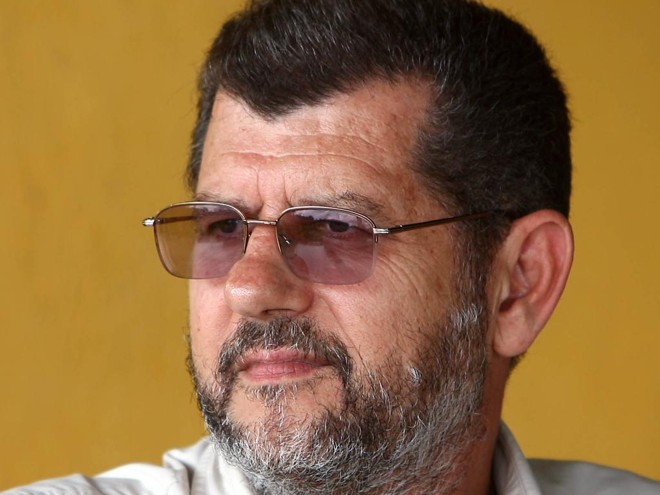 Aurival Correa (2008/2009 – Gestão marcada pelo impacto do rebaixamento e a dificuldade de conviver sem a verba de televisão da Série A. Cumpriu o mandato, mas não conseguiu apoio para a reeleição. No fim da gestão, enfrentou greve dos jogadores – algo então inédita na Vila Capanema. O clube também move um processo conta ele por danos materiais. | Hedeson Alves/Gazeta do Povo