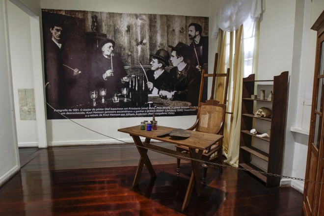 Em suas obras, Andersen retratava paisagens, pessoas e cenas do dia a dia . | Daniel Castellano/Gazeta do Povo