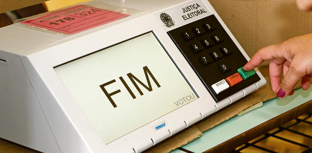 Se votar não fosse obrigação, menos pessoas iriam às urnas. E isso tem consequências positivas e negativas. | Antônio More/Gazeta do Povo