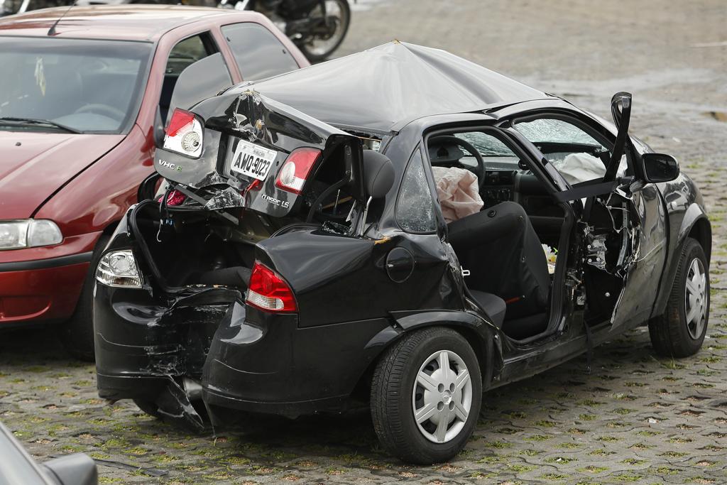 Imagem do carro após a colisão em  2013. | Marcelo Andrade/Marcelo Andrade / agencia de not