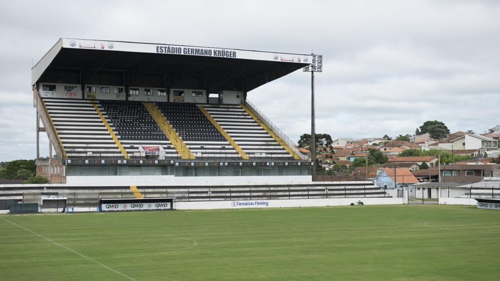 Estádio Germano Krüger vai receber o jogo entre Operário e Atlético pelo Campeonato Paranaense. | Henry Milleo/Gazeta do Povo