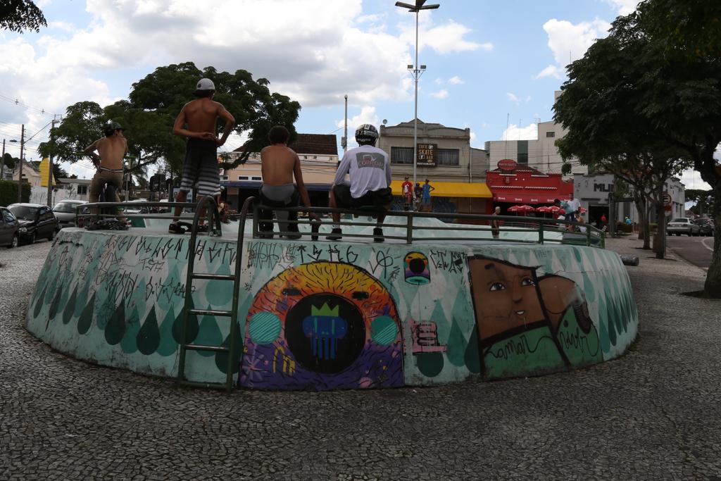 Praça do Gaúcho, mais tradicional espaço de skate na capital, passará por reforma. | Ivonaldo Alexandre/Gazeta do Povo