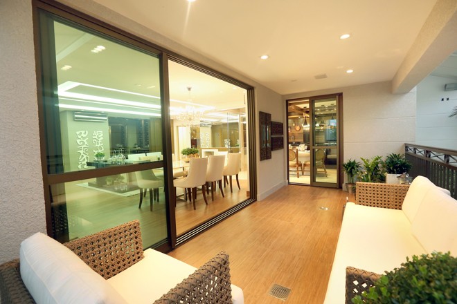 Varanda do decorado do Essential, no Ecoville, da Plaenge | Júlio Cezar Souza/Plaenge