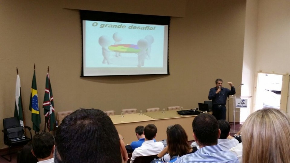 Reunião com representantes de 14 estados em Curitiba começou ontem e termina nesta sexta-feira (20). | Foto: Divulgaa§a£o/mapa