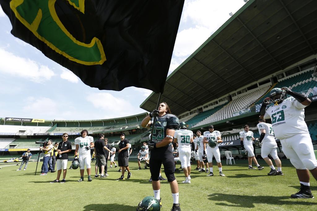 Bruno Santucci no Brasil Bowl de 2014: running back espera convocação para o Mundial para poder atrair atenção de olheiros da NFL. | Henry Milléo/ Gazeta do Povo