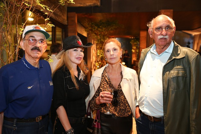 Nilson Santos e Mara Cordeiro, Maria Bernadete e Manoel Ribas. | Nemester