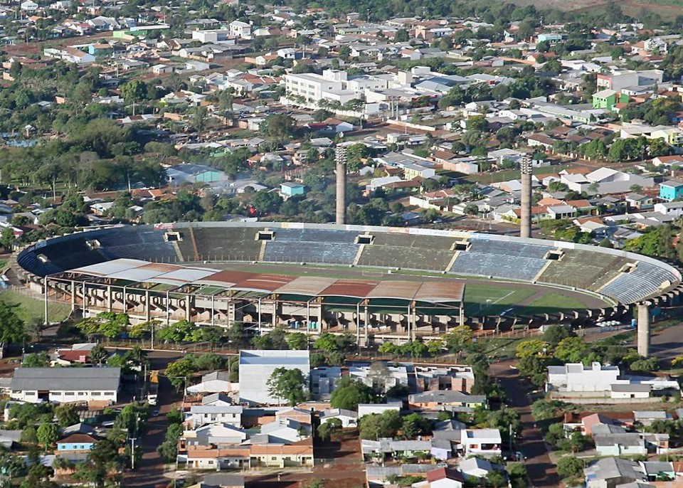 Ingressos para o jogo na Vila Capanema estavam sendo vendidos desde quarta-feira (25), mesmo com a FPF cogitando levar o clássico para o Olímpico Regional, em  Cascavel, desde terça-feira (24) | Vanderlei Faria/Portal do Município de Cascavel