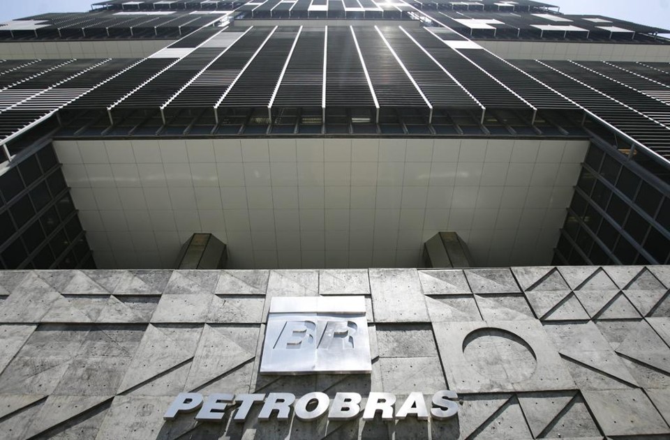 A agência Moody’s rebaixou a nota da Petrobras na semana passada para grau especulativo, o que derrubou as ações da empresa. | Antonio Lacerda/EFE