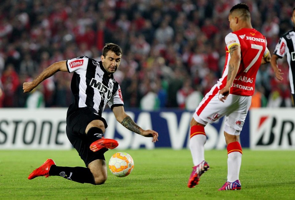 Lucas Pratto garantiu a vitória do Atlético-MG. | Leonardo Muñoz/EFE