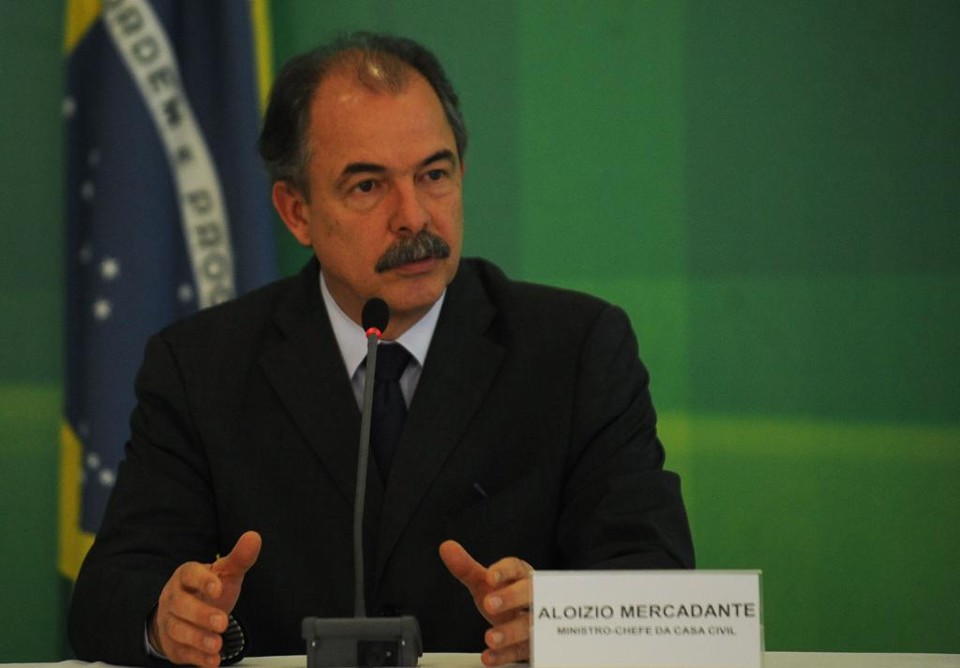 Mercadante diz que há indícios de abusos pelas universidades. | José Cruz/ABr