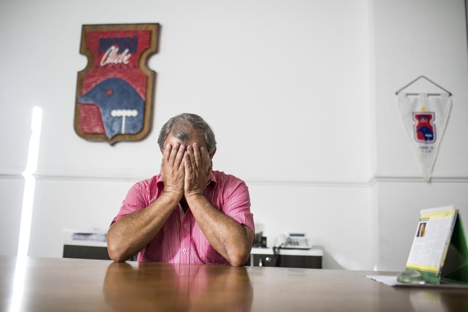 Como assume a presidência oficialmente sexta-feira (27), Luís Carlos Casagrande foi orientado a não dar declarações como mandatário do Paraná até lá. | Brunno Covello/Gazeta do Povo