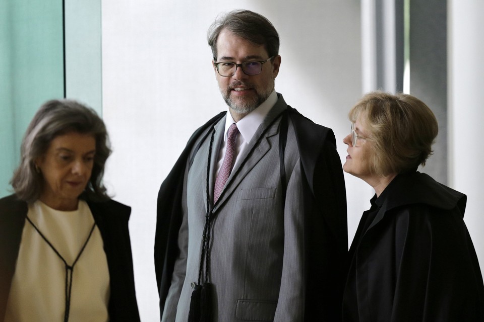 O presidente da 2ª Turma, o ministro Teori Zavascki, disse que a mudança de Toffoli repreeu senta uma “importante missão institucional” | UESLEI MARCELINO/REUTERS
