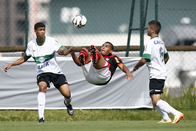 Coxa empata com Flamengo na Copa do Brasil sub-17 | Albari Rosa