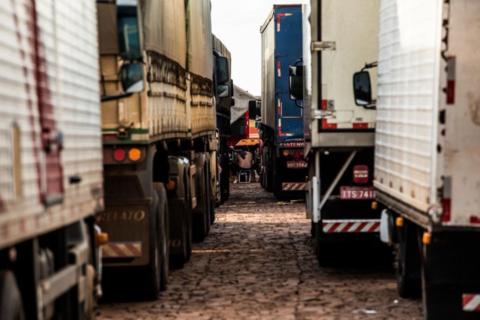 caminhoneiros deram um prazo até o dia 22 de abril para o governo se posicionar | Brunno Covello/Gazeta do Povo