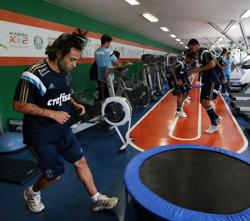 Valdívia está em fase final de recuperação, mas não sabe se continua no Palmeiras. | Fabio Menotti/Agência Palmeiras