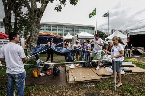 Acampamento que se tornou símbolo da greve é encerrado | Daniel Castellano/Gazeta do Povo