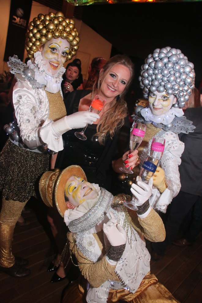 Fernanda Petter, da área comercial da Chandon, foi uma das anfitriãs do Chandon Bubble Bar 2015 promovido pela revista Top View, em parceria com a marca de espumante, terça-feira no Parque das Artes | Divulgação