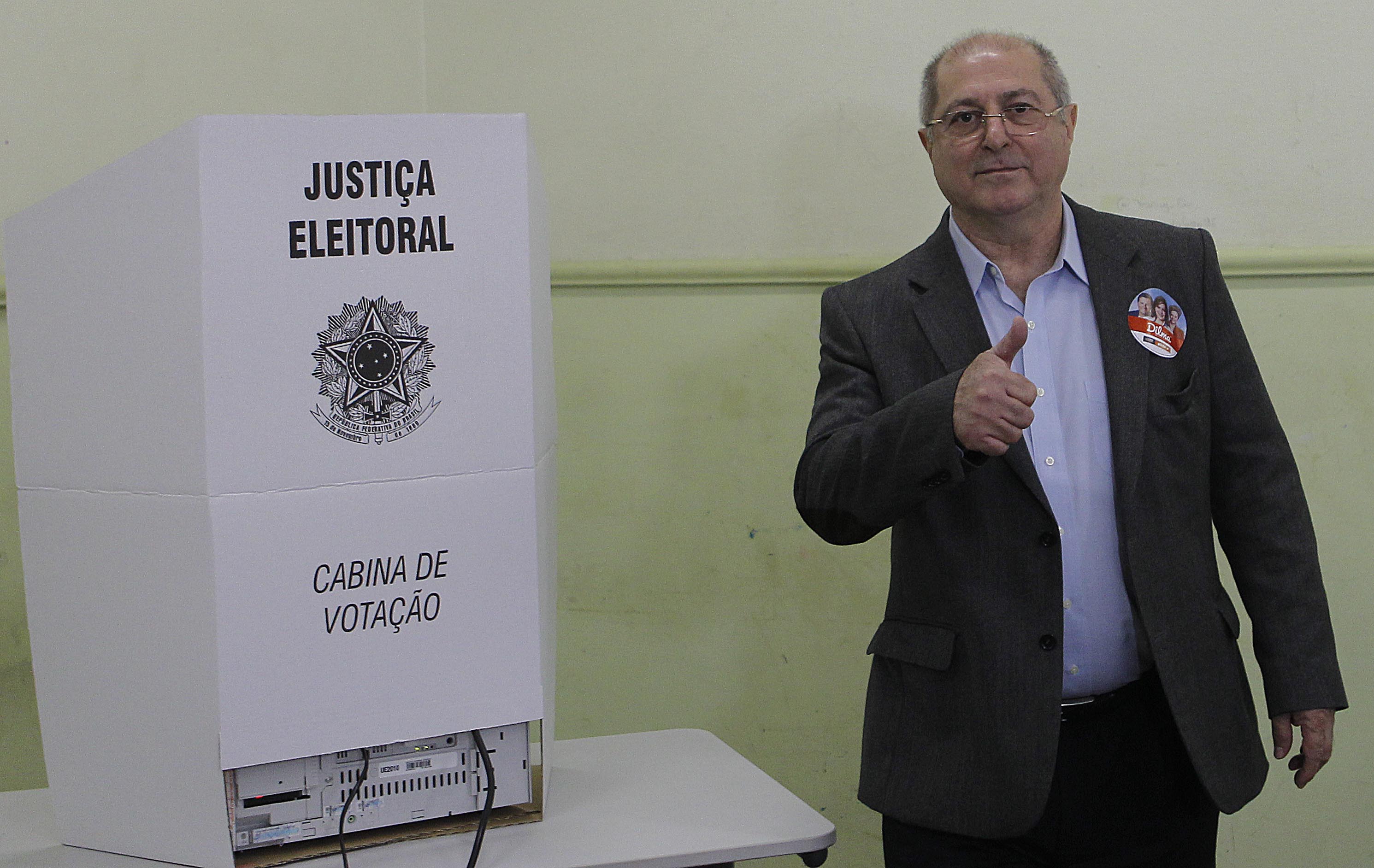 No fim de fevereiro, um oficial de Justiça tentou intimar o ex-ministro em um prédio residencial em Curitiba, mas não o encontrou | Jonathan Campos/Gazeta do Povo