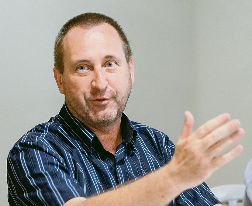 Joel Krüger, eleito para o segundo mandato à frente do Conselho Regional de Engenharias e Agronomia do Paraná (Crea-PR), até o final de 2017. |