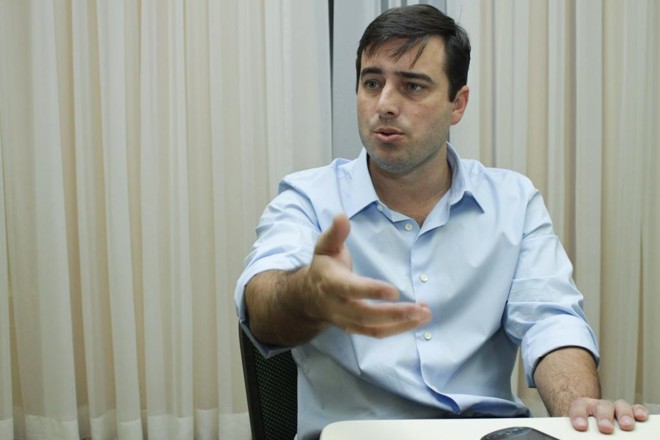 Arruda é sobrinho do senador Roberto Requião (PMDB) e mantém diálogo com nomes do PSDB que não são alinhados ao governador, como o senador Alvaro Dias | Roberto Dziura Jr./Roberto Dziura Jr.