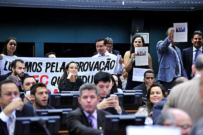 Manifestantes tentaram obstruir votação. | Luis Macedo/Câmara dos Deputados