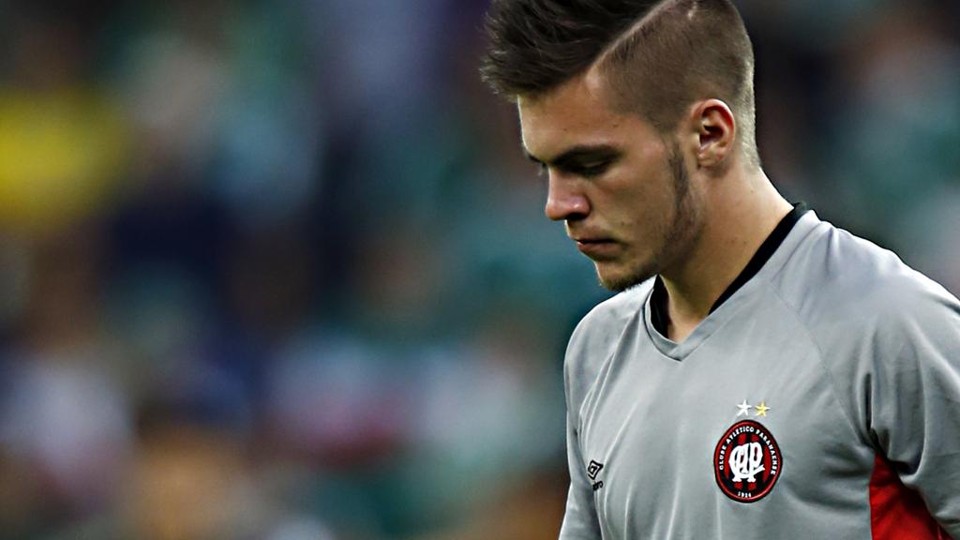 Sem desejar continuar no Atlético, Nathan briga na Justiça para não ter de estender seu contrato com o clube por mais dois anos. | Albari Rosa/Gazeta do Povo