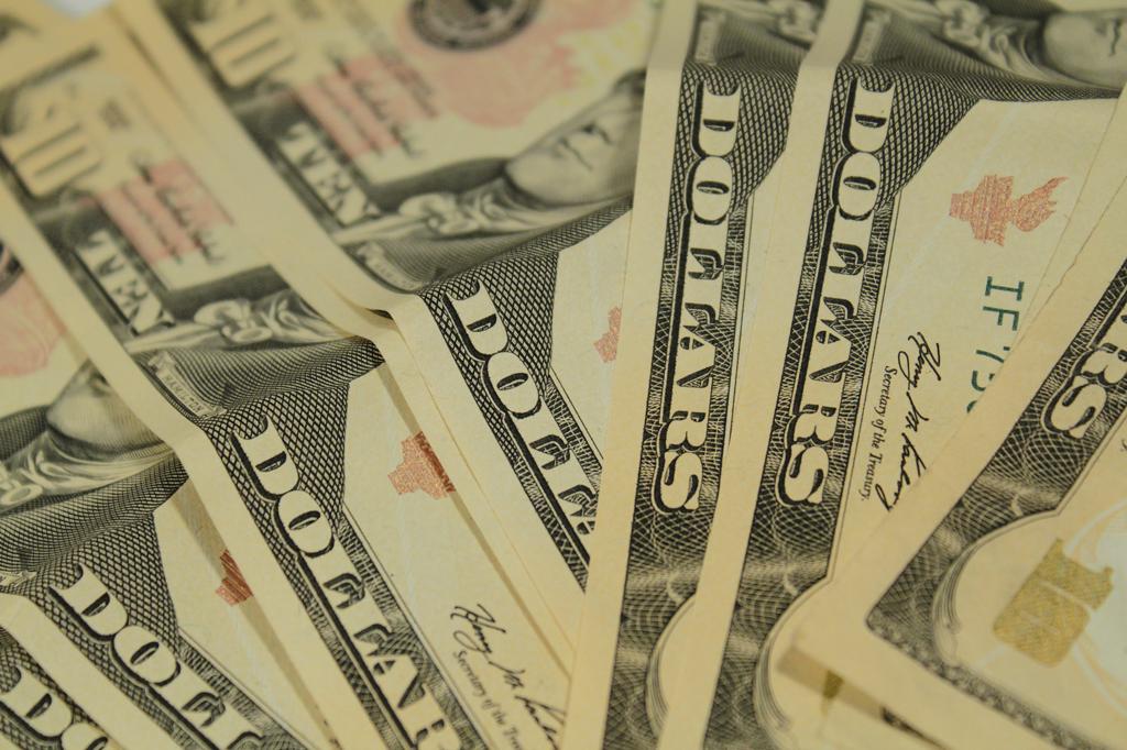 A moeda norte-americana subiu 2,39%, a R$ 3,1297 na venda, após marcar na sessão anterior a maior alta semanal desde a crise financeira de 2008 | Marcos Santos/USP Imagens