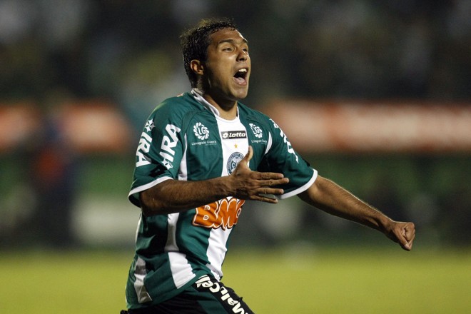 O meia Davi fez o dele e deu esperanças para o Coritiba na partida de volta, no Couto Pereira. | Hedeson Alves
