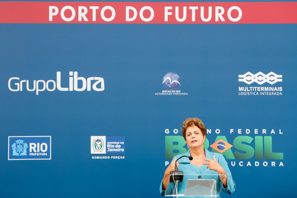 Durante a solenidade, a presidente afirmou, também, que o Brasil passa por dificuldades conjunturais, mas tem “base sólida” | Roberto Stuckert Filho/PR