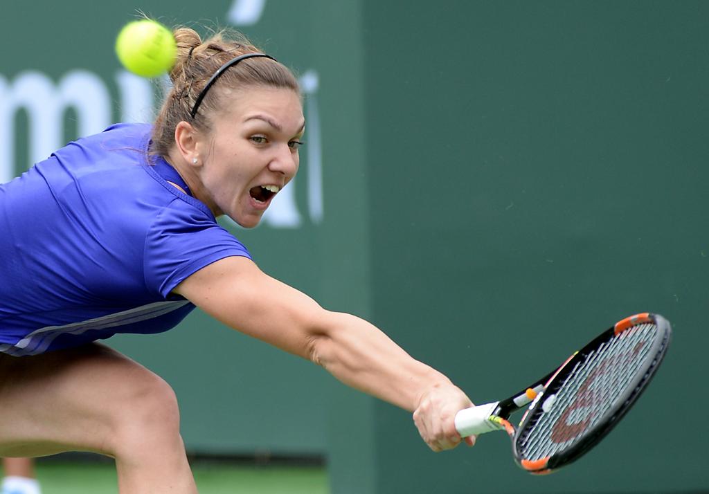 A tenista romena Simona Halep durante partida contra a sérvia Jelena Jankovic, em Indian Wells | Jayne Kamin-Oncea/USA Today Sports