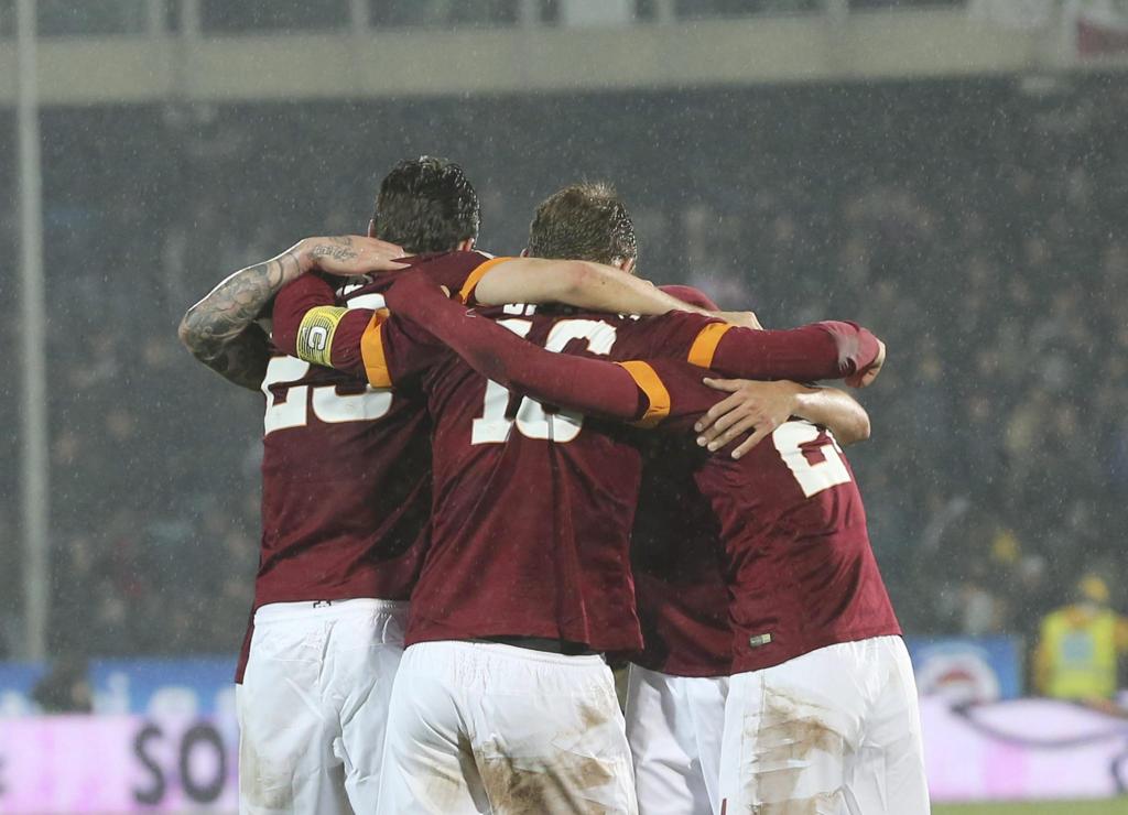 Jogadores do Roma celebram vitória sobre o Cesena | PASQUALE BOVE/EFE