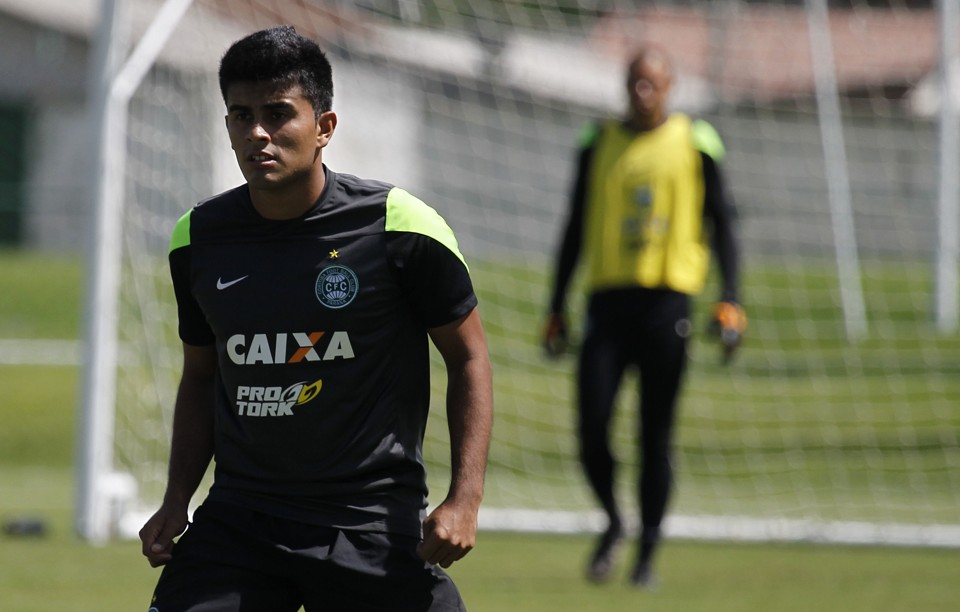 Rafhael Lucas marcou 8 gols nos primeiros 10 jogos de 2015. | Jonathan Campos/Gazeta do Povo