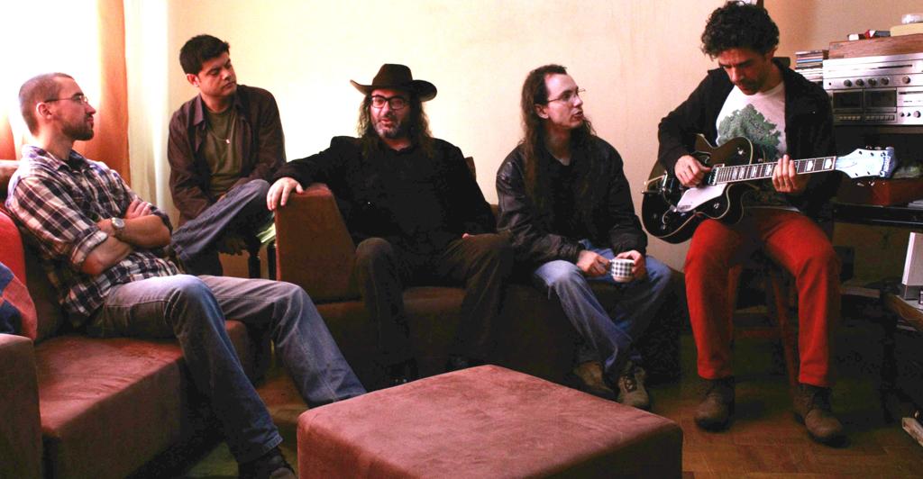 Curitibanos da IMOF fizeram versão de banda uruguaia para o projeto. | Isamira Chami Neves/Divulgação