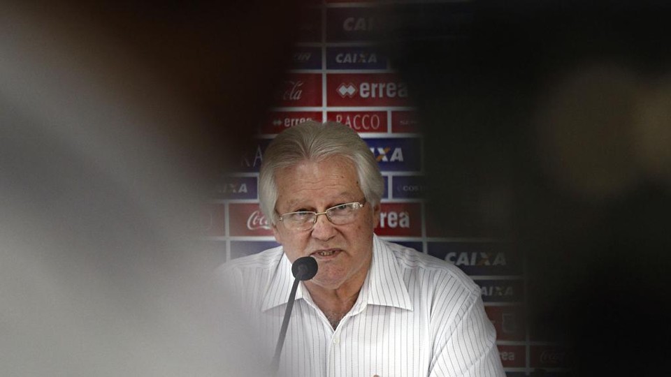 Pressionado internamente no clube e já com apoio restrito, o presidente Rubens Bohlen está cada vez mais isolado. | Felipe Rosa/Tribuna