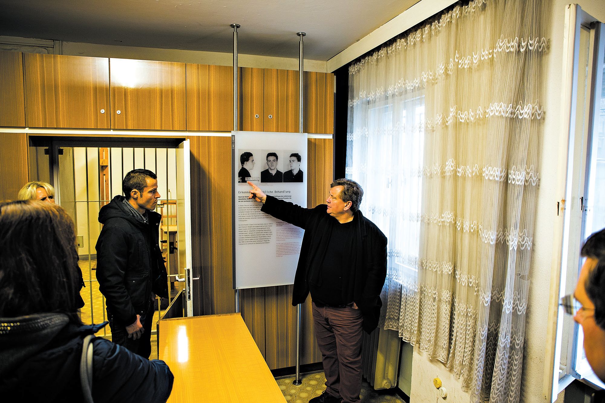 Capital alemã tem uma face sombria em locais como o Memorial Berlim-Hohenschönhausen | Daniel Etter/The New York TImes