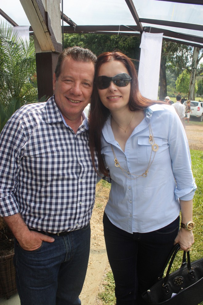 Willy e Elaine Schumann. | Tiomkim