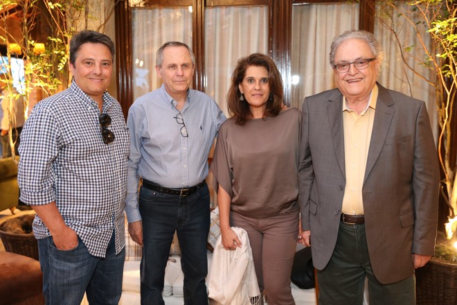 João Mauricio Miranda, Mirian e Luiz Carlos Marchiori com Fernando Miranda. |