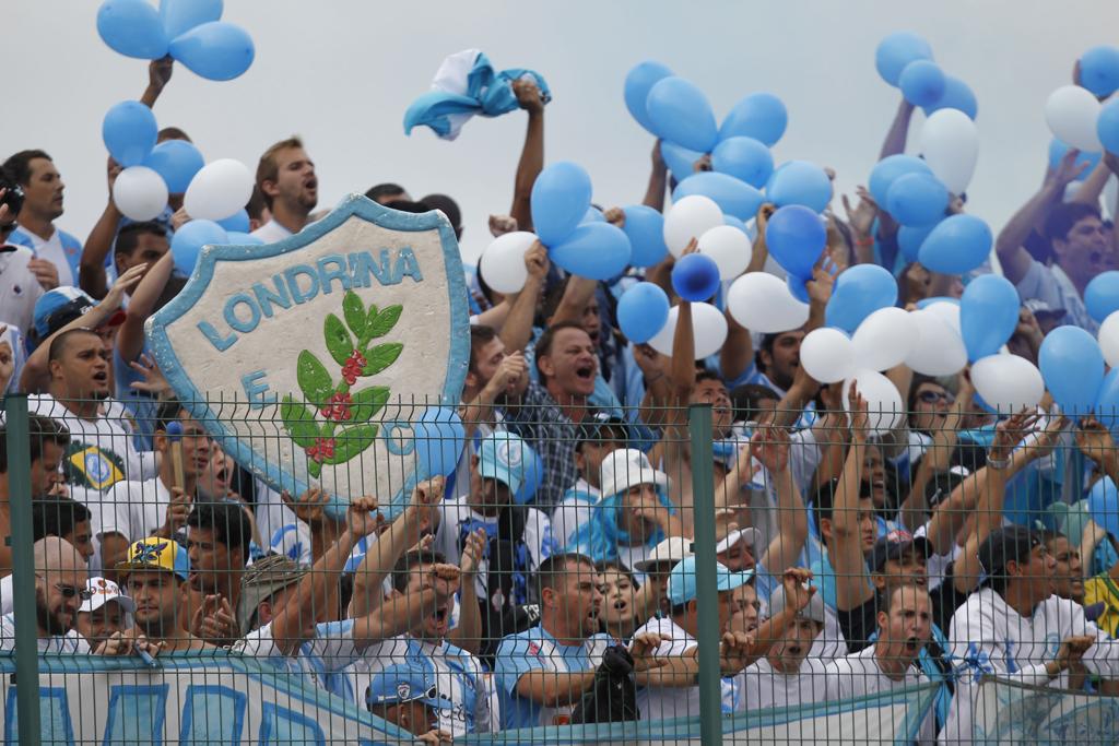 Torcida do Londrina só poderá ver o time em casa na nona rodada da primeira fase da Terceirona, contra o Madureira. | Felipe Rosa/Gazeta do Povo