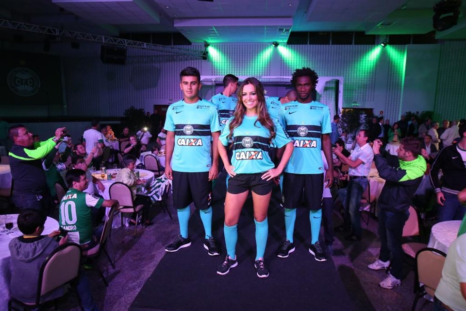 Coxa lançou novo uniforme nesta quarta-feira. | Daniel Castellano/Gazeta do Povo