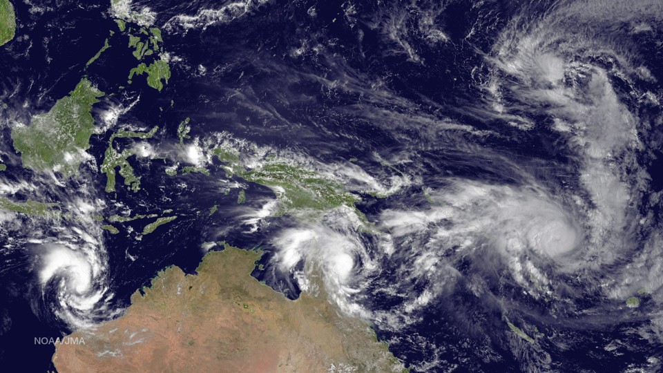Imagem de satélite mostra ciclone se aproximando de Vanuatu | NOAA/
Efe