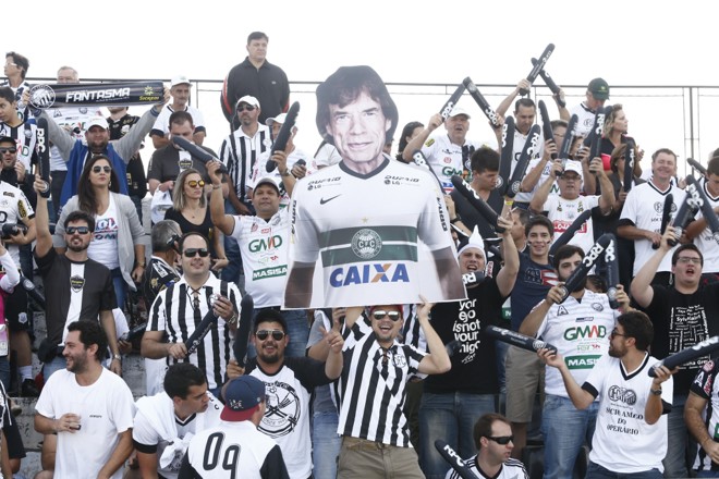 Até Mick Jagger estava na torcida do Fantasma |