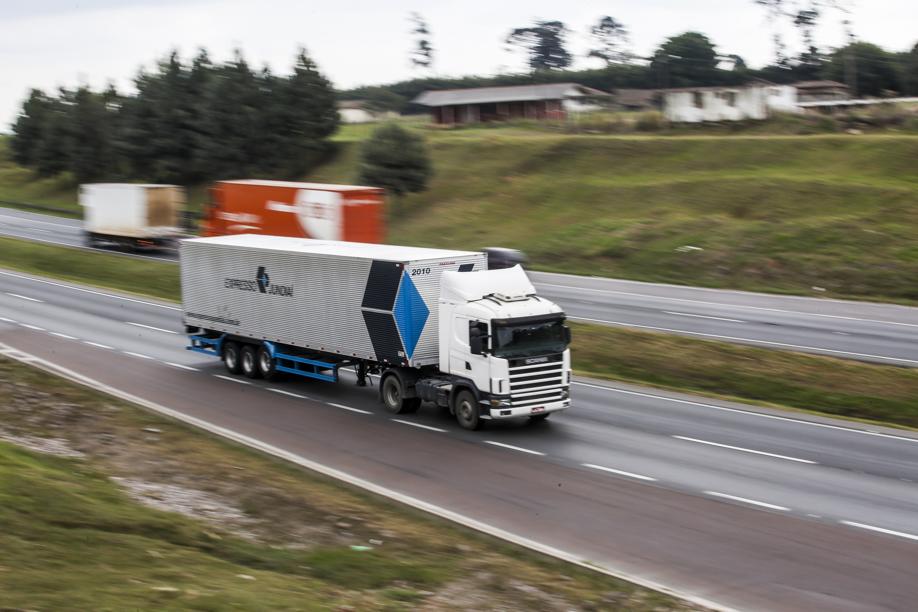 manifestações de caminhoneiros em quatro Estados, mas afirmou que as forças policiais irão atuar para garantir que as estradas estejam desimpedidas. De acordo com o Ministério, há registro de ocorrências no Rio Grande do Sul, Paraná, Mato Grosso e Minas Gerais. | Brunno Covello / Gazeta Do Povo