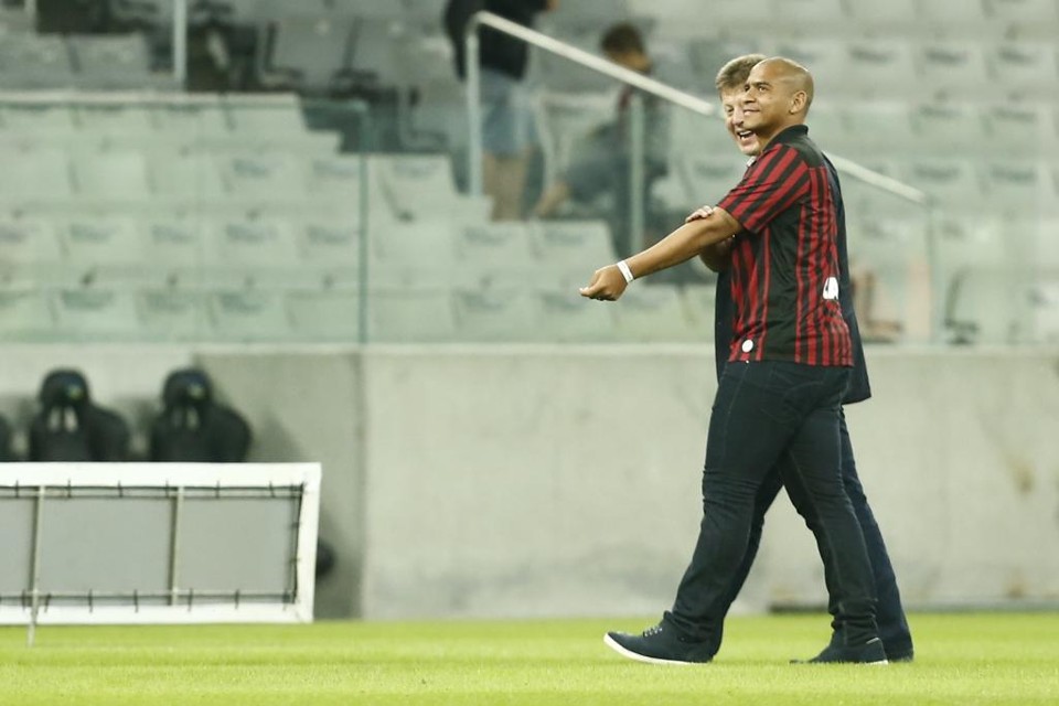 Walter foi apresentado à torcida do Atlético antes do jogo contra o Remo, na Arena da Baixada. | Hugo Harada/Gazeta do Povo