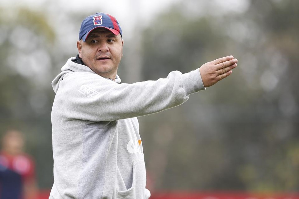 Sem reforços até agora, o treinador paranista, Luciano Gusso, alerta para a falta de tempo de montar um time competitivo para a Série B. | Henry Milleo/Gazeta do Povo