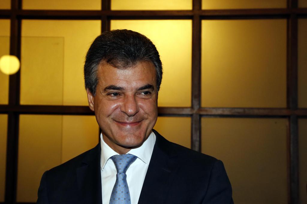 “Acho que com diálogo. Sempre fui aberto ao diálogo. Sempre me considerei um democrata, nunca tive dificuldade alguma em conviver com o contraditório”, disse o governador. | Albari Rosa/Gazeta do Povo