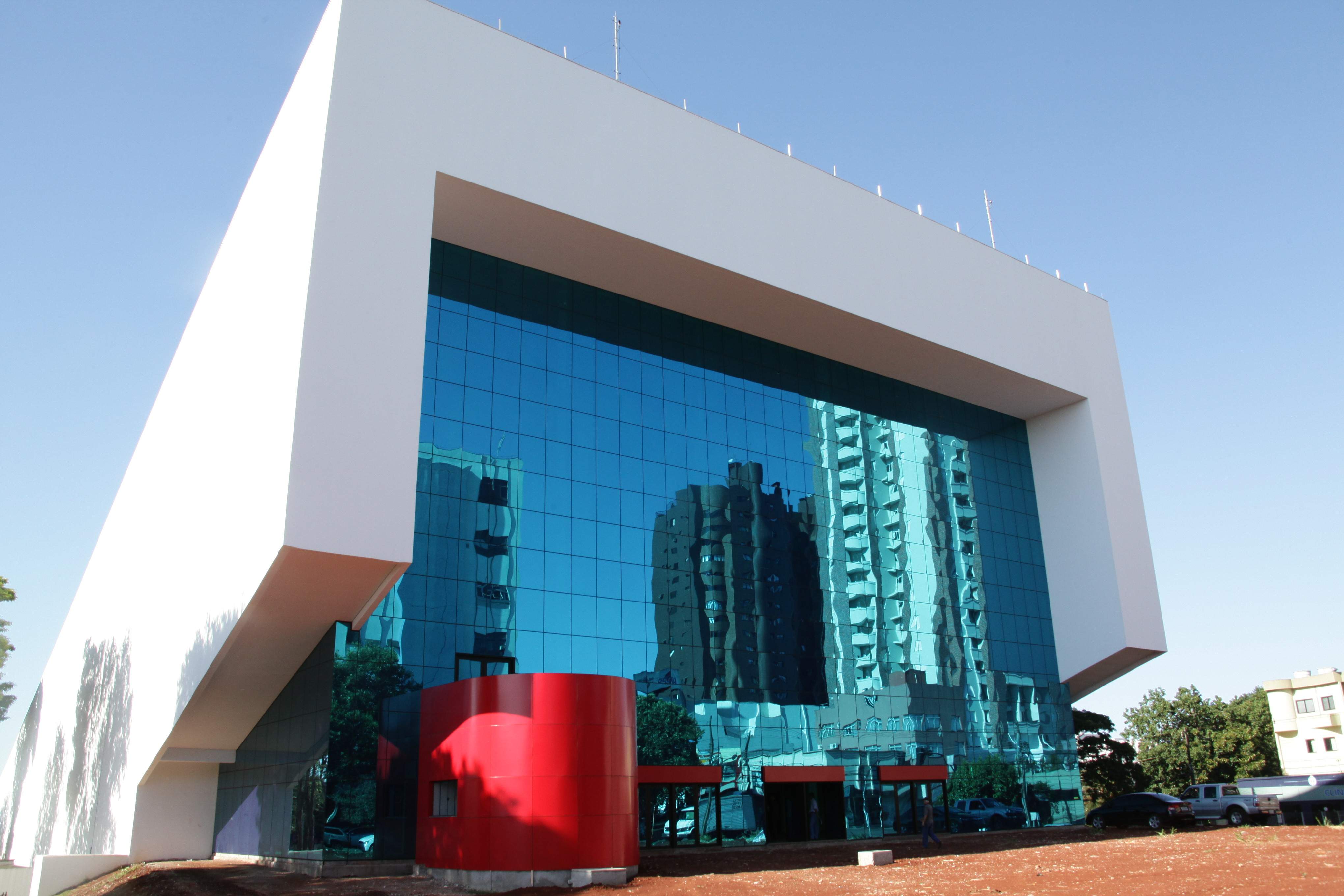 Estudantes acompanharam a manifestação dos professores em Cascavel. | Cesar Machado /Gazeta do Povo
