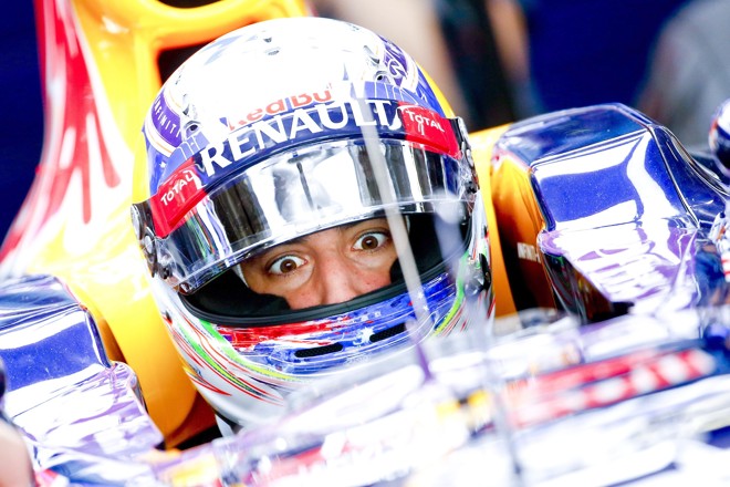Daniel Ricciardo larga em sétimo com a Red Bull; | DIEGO AZUBEL/EFE